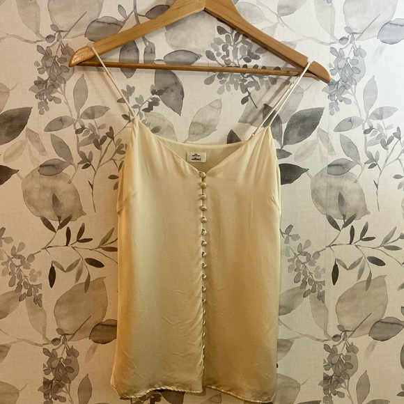 ✨ Aritzia Wilfred Silk Camisole with Buttons✨ - Picture 1 of 3